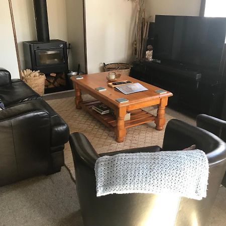 טאירואה Serendipity Wharf Cottage מראה חיצוני תמונה
